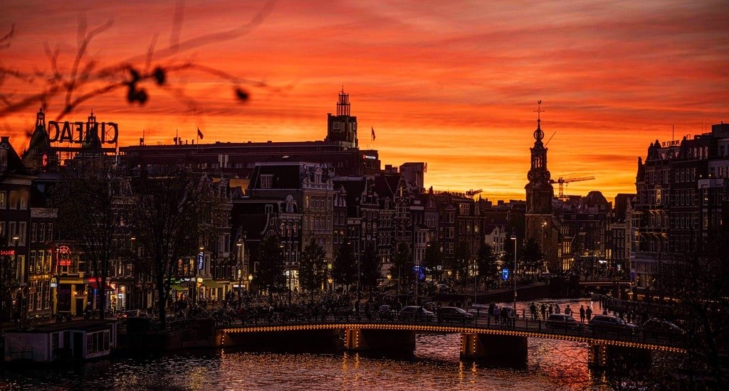 amsterdam.jpg
